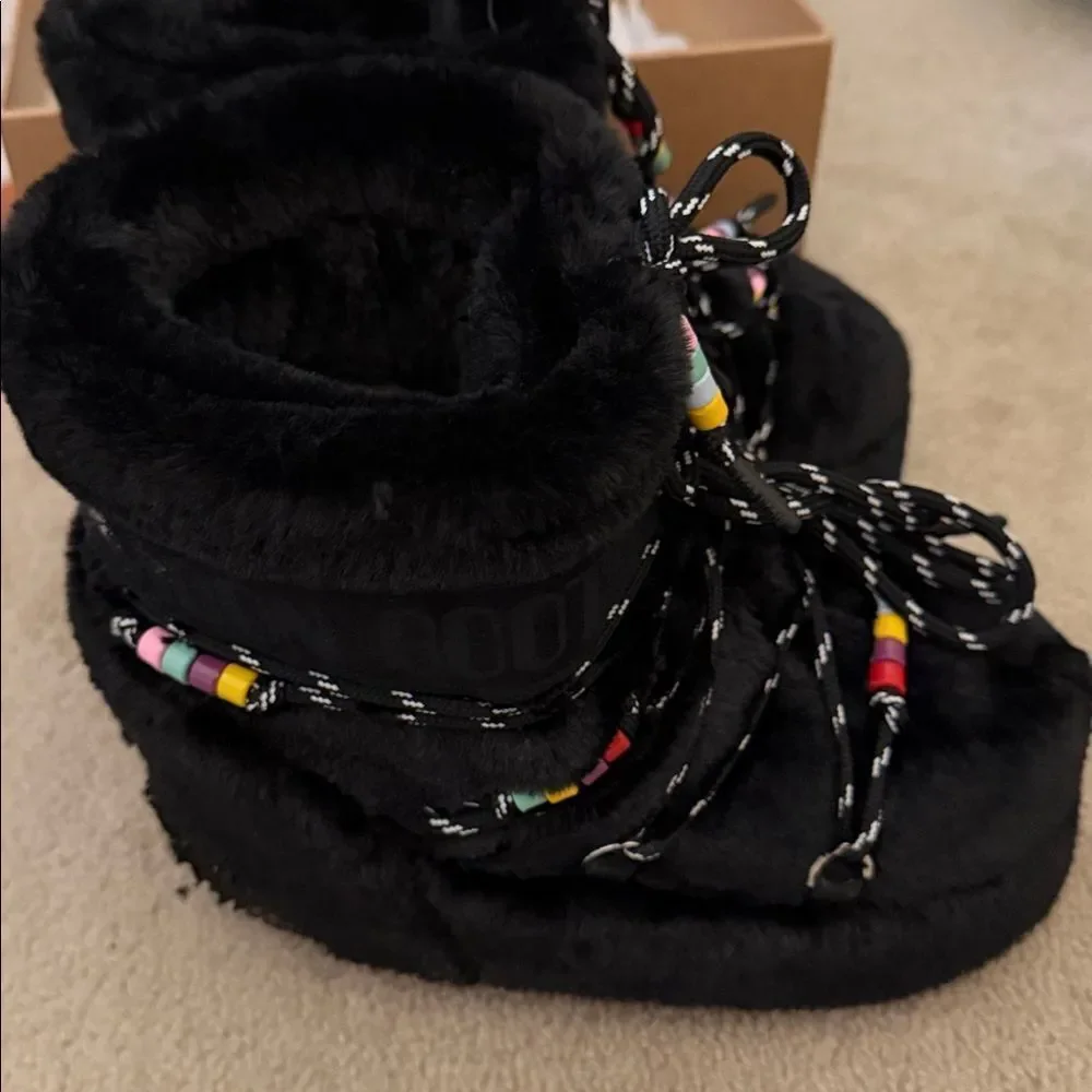 Moon Boot Icon Low Black Faux Fur 36-38
